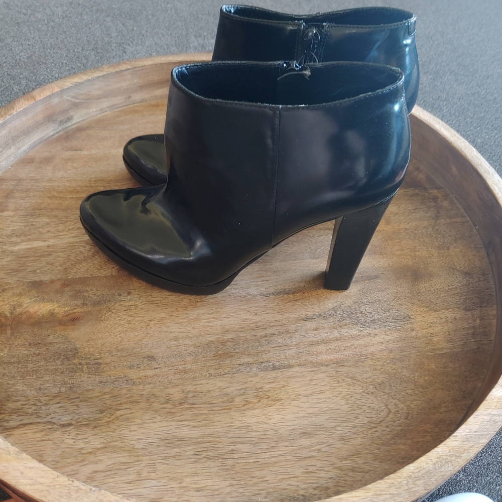 Nine West | Joydon Black Leather Heeled Booties